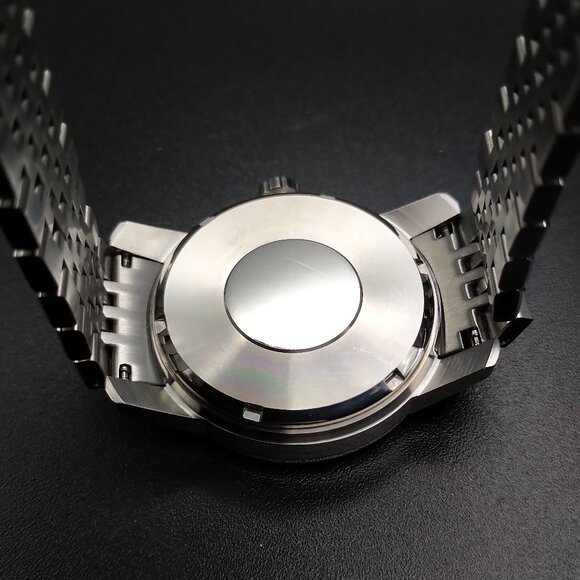 Automatic sport/dress Watch - Picture 6 of 8